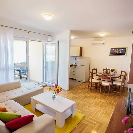 Luxury Leda Apartment Trogir