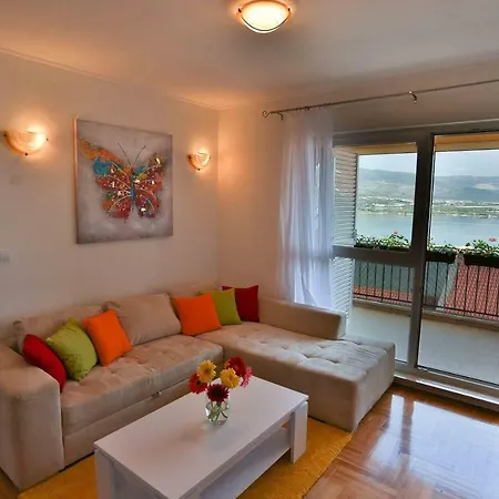 Luxury Leda Apartment Trogir